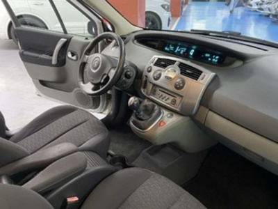 Renault Scenic Dynamique 1.6 82 kW (110 CV) Renault Scenic Dynamique 1.6 82 kW (110 CV)