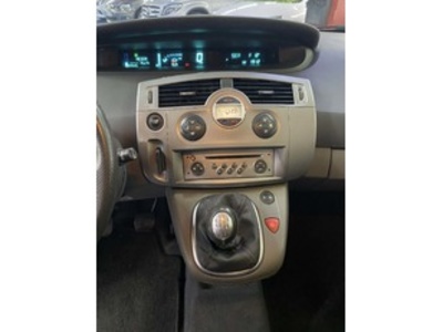 Renault Scenic Dynamique 1.6 82 kW (110 CV) Renault Scenic Dynamique 1.6 82 kW (110 CV)