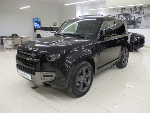 Land Rover Defender 3.0D I6 MHEV X-Dynamic SE 4WD AT 183 kW (249 CV)