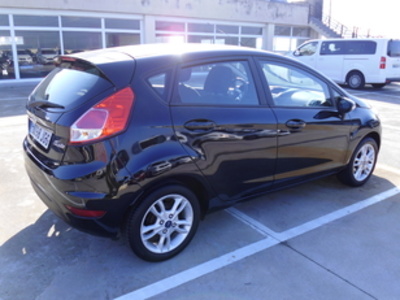 Ford Fiesta 1.25 Duratec Titanium 60 kW (82 CV) Ford Fiesta 1.25 Duratec Titanium 60 kW (82 CV)