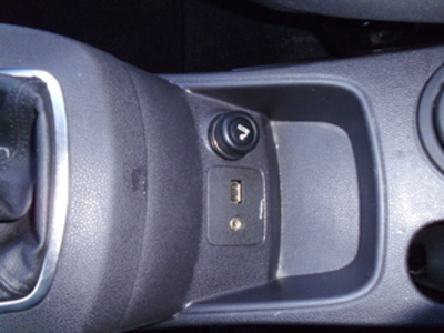 Ford Fiesta 1.25 Duratec Titanium 60 kW (82 CV) Ford Fiesta 1.25 Duratec Titanium 60 kW (82 CV)