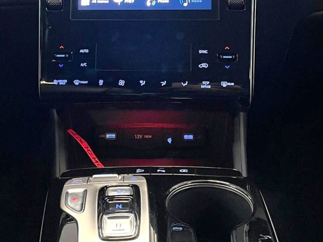 Hyundai Tucson 1.6 TGDI PHEV Smart Sky 4x4 Auto 195 kW (265 CV) Vehículo usado en Las Palmas - 9