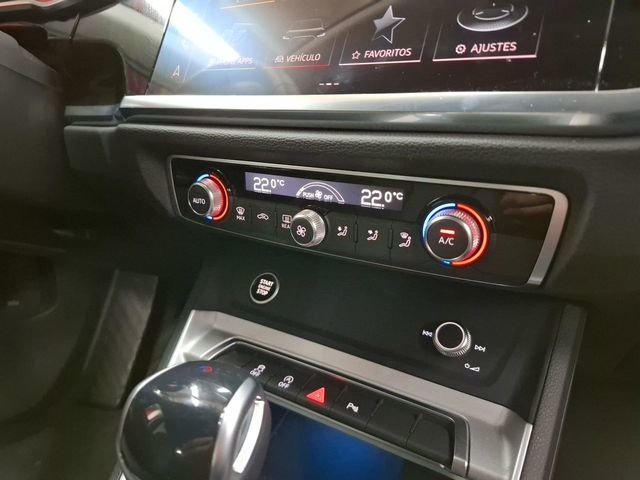 Audi Q3 Sport 35 TFSI 110 kW (150 CV) S tronic Vehículo usado en Las Palmas - 7