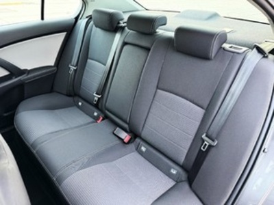 Toyota Avensis 140 Advance 108 kW (147 CV) Toyota Avensis 140 Advance 108 kW (147 CV)