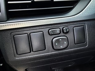 Toyota Avensis 140 Advance 108 kW (147 CV)