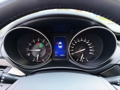 Toyota Avensis 140 Advance 108 kW (147 CV) Toyota Avensis 140 Advance 108 kW (147 CV)