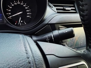 Toyota Avensis 140 Advance 108 kW (147 CV)