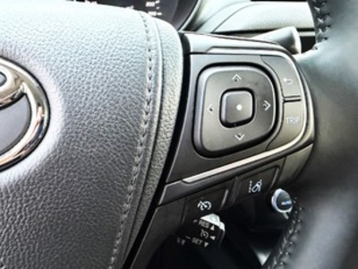 Toyota Avensis 140 Advance 108 kW (147 CV) Toyota Avensis 140 Advance 108 kW (147 CV)