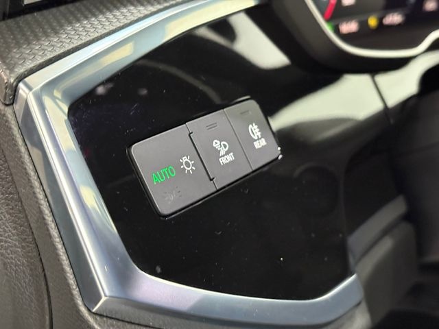 AudiQ3 Sportback 35 TDI 110 kW (150 CV) S tronic Vehículo usado en Barcelona - 18