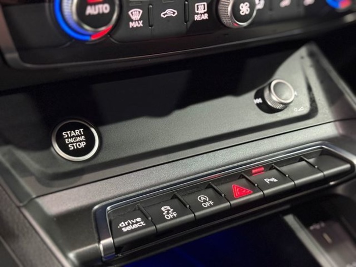 AudiQ3 Sportback 35 TDI 110 kW (150 CV) S tronic Vehículo usado en Barcelona - 35 AudiQ3 Sportback 35 TDI 110 kW (150 CV) S tronic Vehículo usado en Barcelona - 35