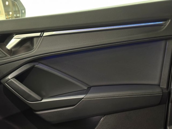 AudiQ3 Sportback 35 TDI 110 kW (150 CV) S tronic Vehículo usado en Barcelona - 42 AudiQ3 Sportback 35 TDI 110 kW (150 CV) S tronic Vehículo usado en Barcelona - 42