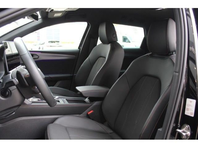 CUPRALeon Sportstourer 1.5 eTSI DSG 110 kW (150 CV) Vehículo usado en Barcelona - 2