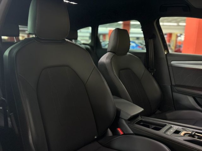 CUPRALeon Sportstourer 1.5 eTSI DSG 110 kW (150 CV) Vehículo usado en Barcelona - 21 CUPRALeon Sportstourer 1.5 eTSI DSG 110 kW (150 CV) Vehículo usado en Barcelona - 21