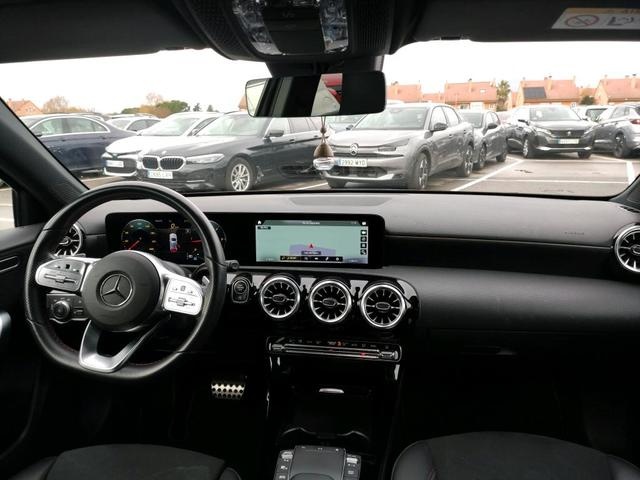 Mercedes-BenzClase A 200 d 110 kW (150 CV) Vehículo usado en Barcelona - 2