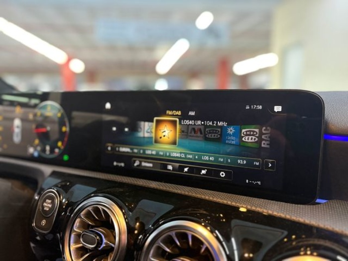 Mercedes-BenzClase A 200 d 110 kW (150 CV) Vehículo usado en Barcelona - 20 Mercedes-BenzClase A 200 d 110 kW (150 CV) Vehículo usado en Barcelona - 20