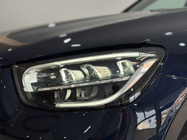 Mercedes-BenzGLC 300 de 4Matic 225 kW (306 CV) Vehículo usado en Barcelona - 8