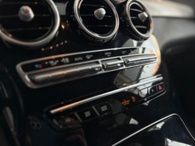 Mercedes-Benz GLC 300 de 4Matic 225 kW (306 CV) Mercedes-Benz GLC 300 de 4Matic 225 kW (306 CV)