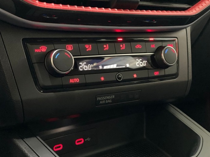 SEATIbiza 1.0 TSI FR XS DSG 85 kW (115 CV) Vehículo usado en Barcelona - 18 SEATIbiza 1.0 TSI FR XS DSG 85 kW (115 CV) Vehículo usado en Barcelona - 18