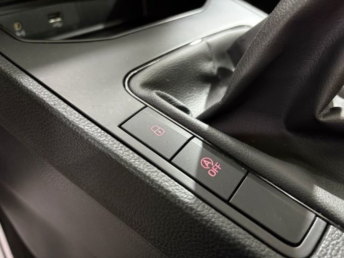 SEATIbiza 1.0 EcoTSI Reference Plus 70 kW (95 CV) Vehículo usado en Barcelona - 24 SEATIbiza 1.0 EcoTSI Reference Plus 70 kW (95 CV) Vehículo usado en Barcelona - 24