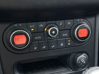 Nissan Qashqai+2 2.0 Tekna Sport 4X2 18`` 7 Plazas 103 kW (140 CV) Nissan Qashqai+2 2.0 Tekna Sport 4X2 18`` 7 Plazas 103 kW (140 CV)