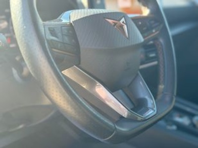 CUPRA León 1.5 eTSI DSG 110 kW (150 CV) CUPRA León 1.5 eTSI DSG 110 kW (150 CV)