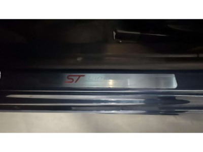 Ford Focus 1.0 Ecoboost MHEV ST-Line 92 kW (125 CV) Ford Focus 1.0 Ecoboost MHEV ST-Line 92 kW (125 CV)