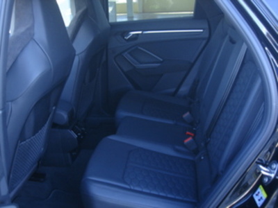 Audi RS Q3 Sportback 2.5 TFSI quattro 294 kW (400 CV) S tronic Audi RS Q3 Sportback 2.5 TFSI quattro 294 kW (400 CV) S tronic