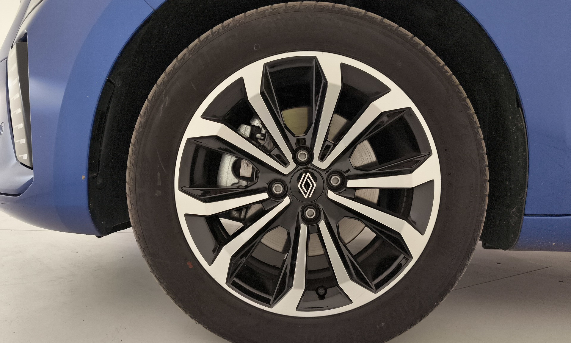 Renault Clio Evolution E-Tech full hybrid 145 105 kW (143 CV) - 9