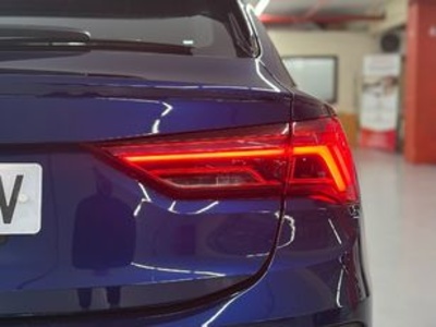 Audi Q3 Sportback S line 35 TDI 110 kW (150 CV) S tronic Audi Q3 Sportback S line 35 TDI 110 kW (150 CV) S tronic