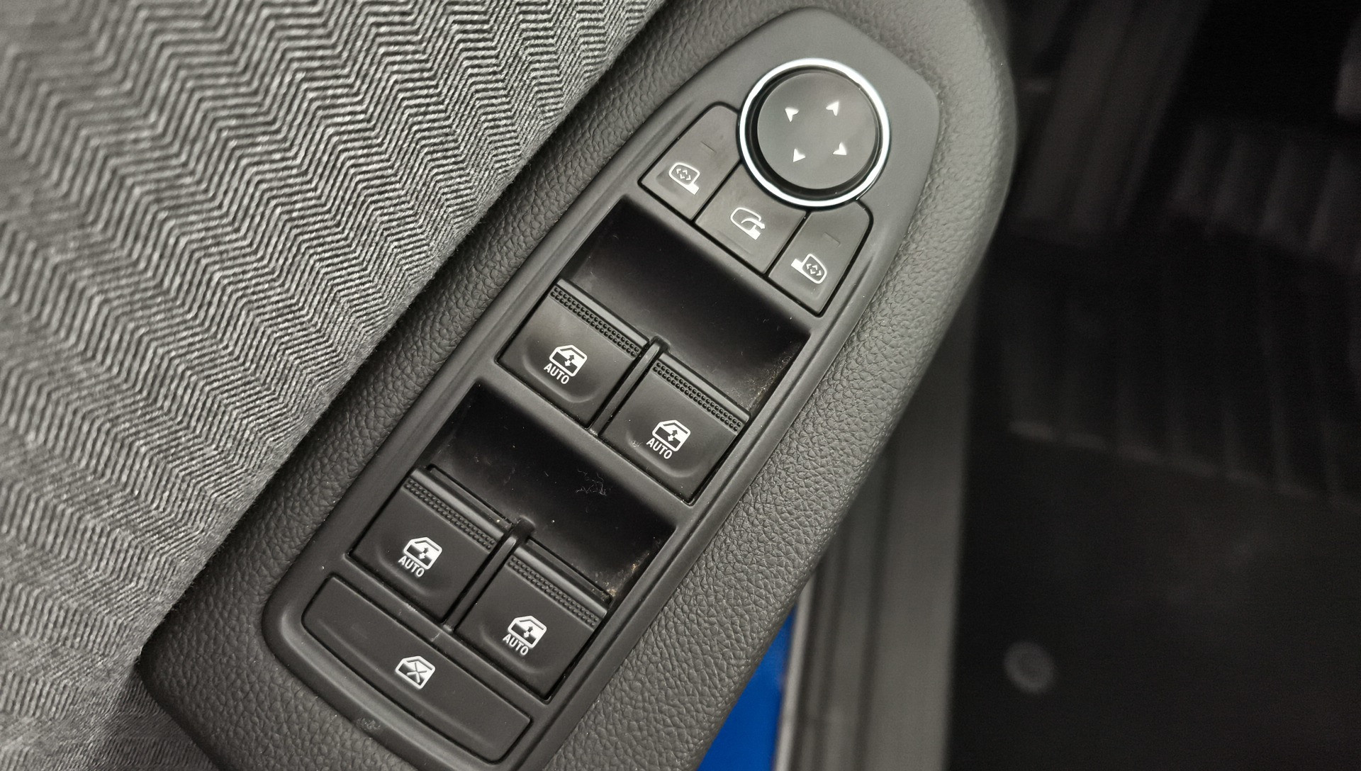 Renault Clio Eco-G 100 GLP Evolution 74 kW (100 CV) - 25