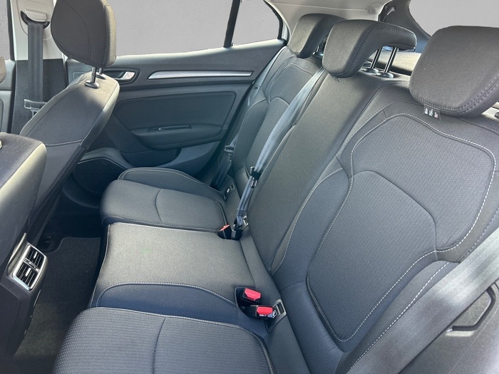 Renault Megane Intens E-Tech Híbrido 118 kW (160 CV) - 12 Renault Megane Intens E-Tech Híbrido 118 kW (160 CV) - 12