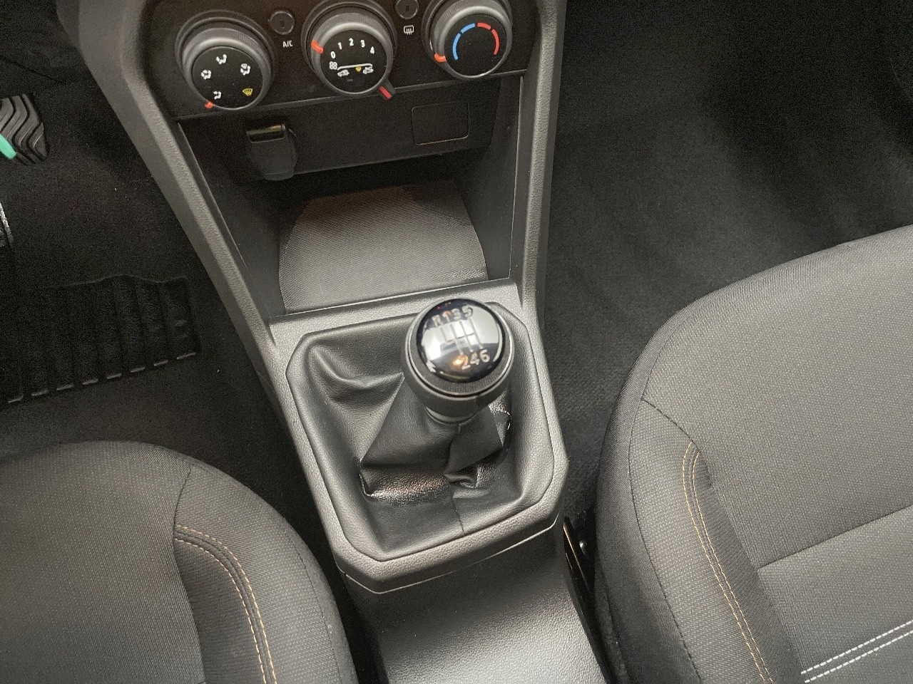 Dacia Sandero Stepway Essential ECO-G 74 kW (101 CV) - 8