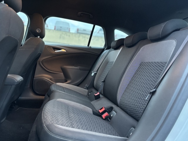 OpelAstra Sports Tourer 1.5 D GS Line 77 kW (105 CV) Vehículo usado en Barcelona - 19