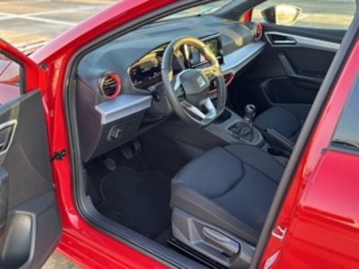 SEAT Ibiza 1.0 TSI S&S FR XS 85 kW (115 CV) SEAT Ibiza 1.0 TSI S&S FR XS 85 kW (115 CV)