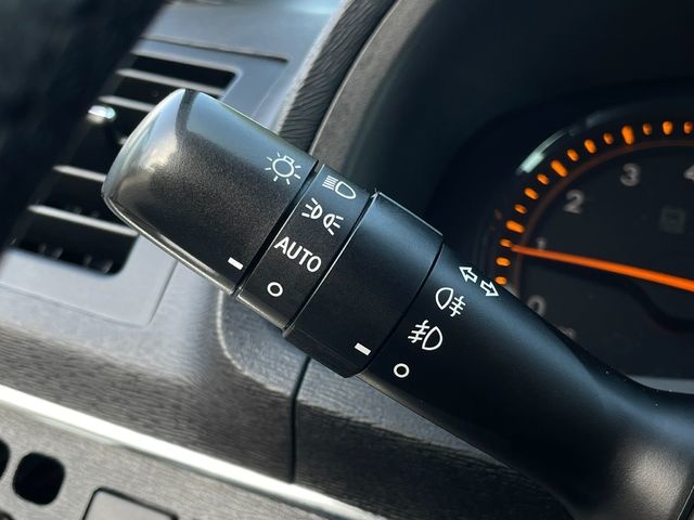 ToyotaAvensis 1.8 VVT-I Sol Auto 95 kW (129 CV) Vehículo usado en Barcelona - 16