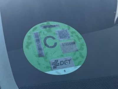 Toyota Avensis 1.8 VVT-I Sol Auto 95 kW (129 CV) Toyota Avensis 1.8 VVT-I Sol Auto 95 kW (129 CV)