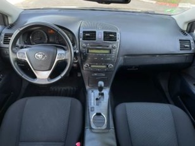 Toyota Avensis 1.8 VVT-I Sol Auto 95 kW (129 CV) Toyota Avensis 1.8 VVT-I Sol Auto 95 kW (129 CV)