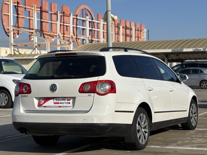VolkswagenPassat Variant Advance Plus 2.0 TDI DPF 81 kW (110 CV) Vehículo usado en Barcelona - 9 VolkswagenPassat Variant Advance Plus 2.0 TDI DPF 81 kW (110 CV) Vehículo usado en Barcelona - 9