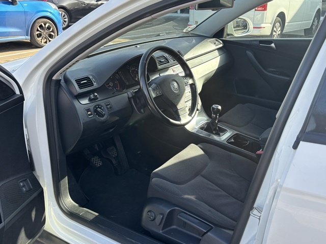 VolkswagenPassat Variant Advance Plus 2.0 TDI DPF 81 kW (110 CV) Vehículo usado en Barcelona - 12