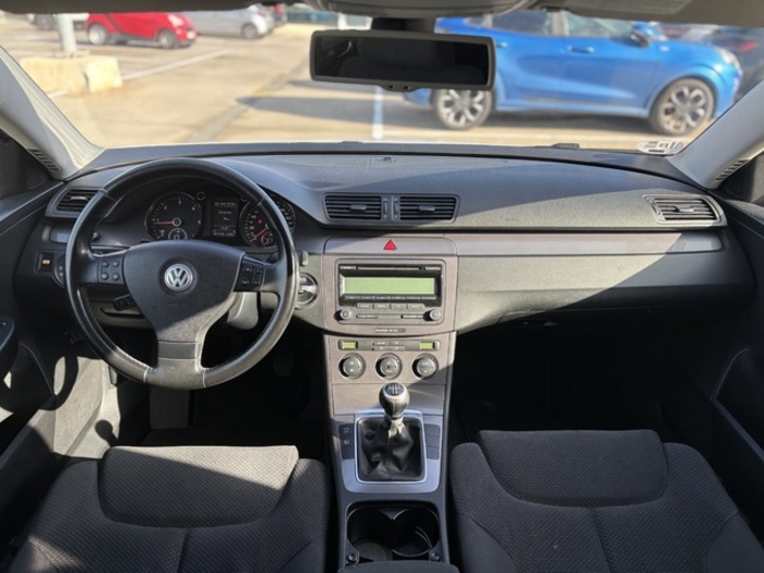 VolkswagenPassat Variant Advance Plus 2.0 TDI DPF 81 kW (110 CV) Vehículo usado en Barcelona - 16 VolkswagenPassat Variant Advance Plus 2.0 TDI DPF 81 kW (110 CV) Vehículo usado en Barcelona - 16