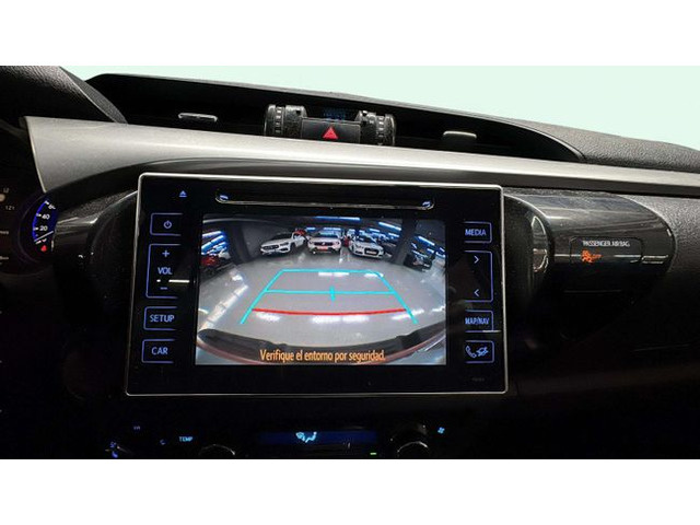 ToyotaHilux 2.4 D-4D Doble Cabina VX A/T 110 kW (150 CV) Vehículo usado en Barcelona - 15