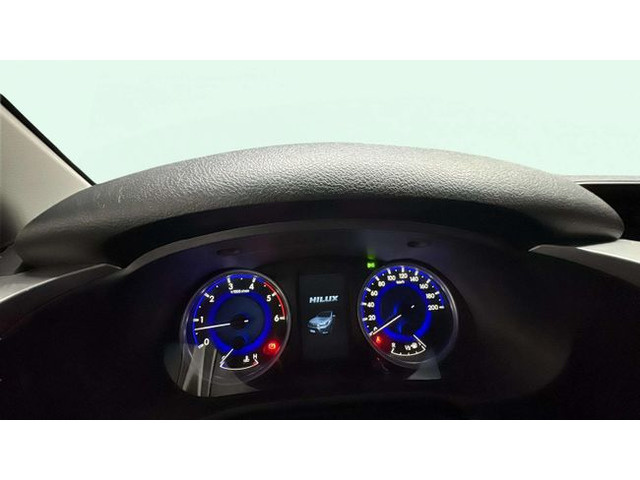 ToyotaHilux 2.4 D-4D Doble Cabina VX A/T 110 kW (150 CV) Vehículo usado en Barcelona - 16