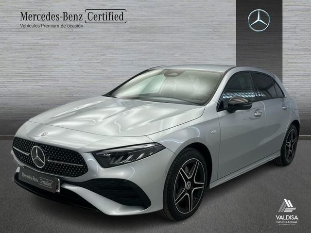 Mercedes-BenzClase A Compacto 250 e con tecnología híbrida EQ 160 kW (218 CV)