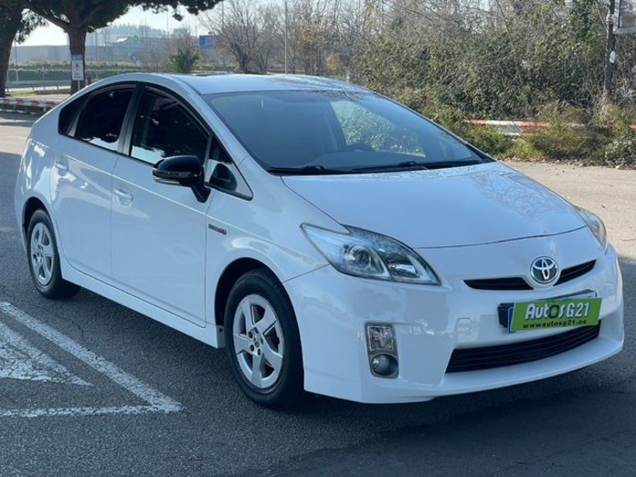 ToyotaPrius 1.8 HSD Eco 100 kW (136 CV) Vehículo usado en Barcelona - 4 ToyotaPrius 1.8 HSD Eco 100 kW (136 CV) Vehículo usado en Barcelona - 4