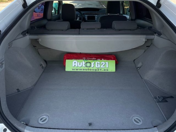 ToyotaPrius 1.8 HSD Eco 100 kW (136 CV) Vehículo usado en Barcelona - 8 ToyotaPrius 1.8 HSD Eco 100 kW (136 CV) Vehículo usado en Barcelona - 8