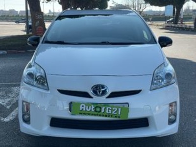 Toyota Prius 1.8 HSD Eco 100 kW (136 CV) Toyota Prius 1.8 HSD Eco 100 kW (136 CV)