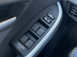 Toyota Prius 1.8 HSD Eco 100 kW (136 CV)