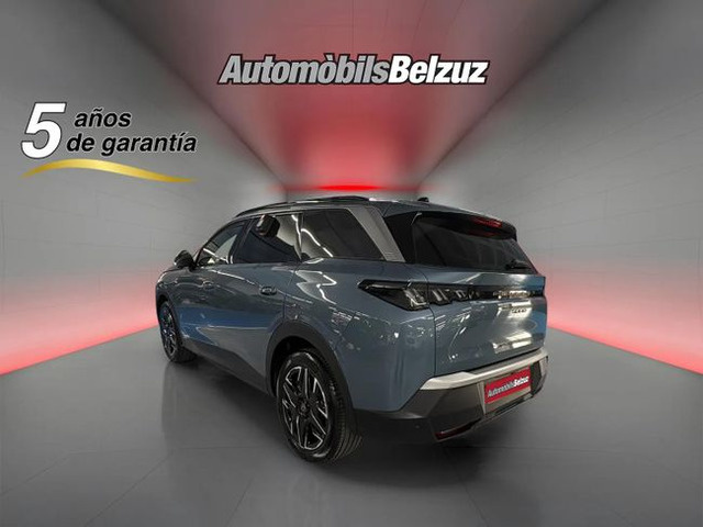 Peugeot5008 Hybrid 1.2 Allure eDCS6 100 kW (136 CV) Vehículo usado en Barcelona - 4