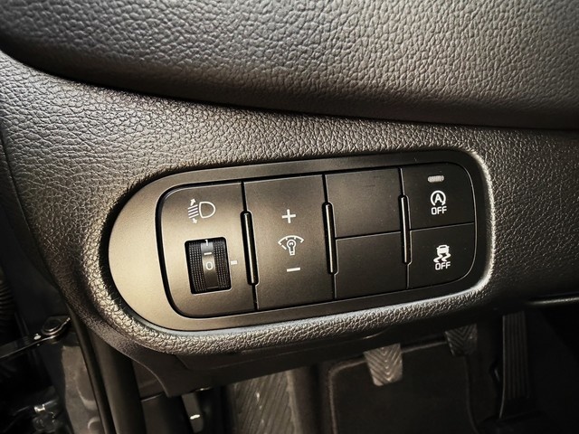 KiaCarens 1.7 CRDi VGT Concept Eco-Dynam 85 kW (115 CV) Vehículo usado en Barcelona - 14