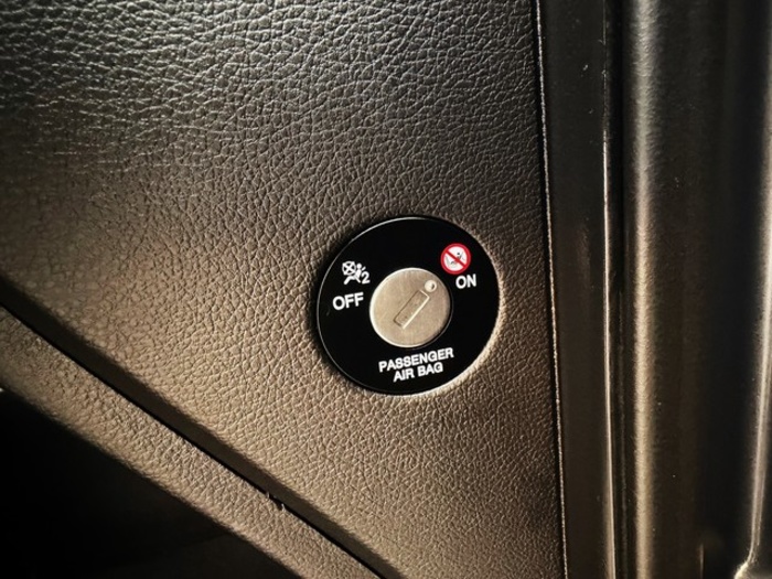 KiaCarens 1.7 CRDi VGT Concept Eco-Dynam 85 kW (115 CV) Vehículo usado en Barcelona - 24 KiaCarens 1.7 CRDi VGT Concept Eco-Dynam 85 kW (115 CV) Vehículo usado en Barcelona - 24